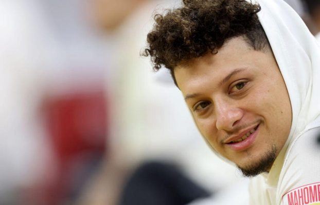 No, eso no es Patrick Mahomes: Millions View Deepfake Super Bowl Video