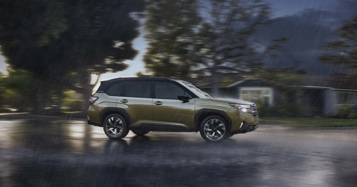 El recién inviviliado 2025 Forester Hybrid Sports Hybrid System Hybrid