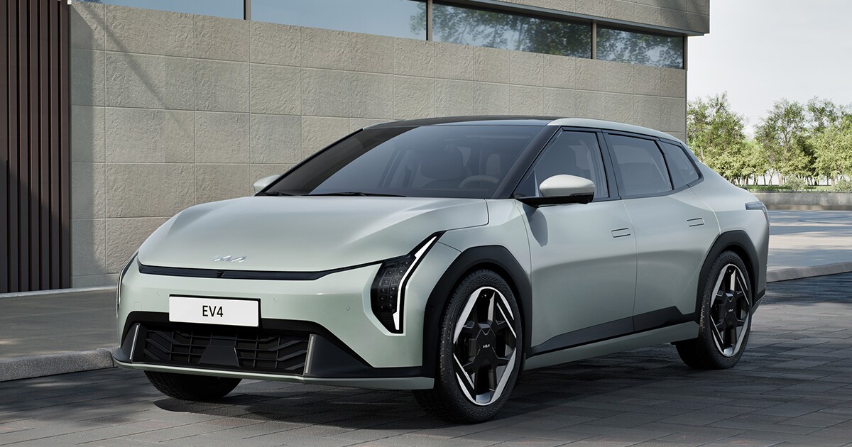 El elegante sedán EV4 de Kia promete un rango de 390 millas para rivalizar con el Modelo 3 de Tesla
