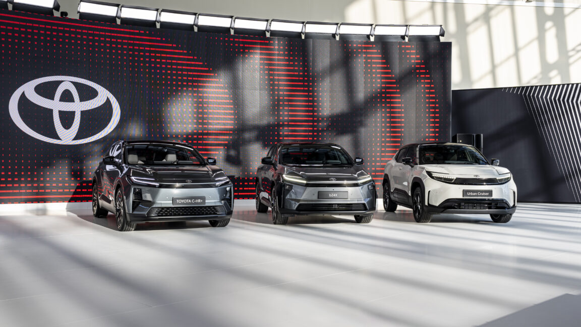 Toyota sintoniza BZ4X con batería nueva, más potencia