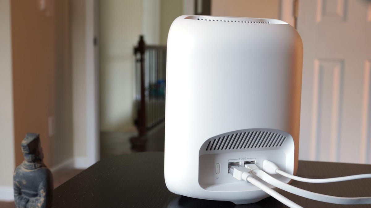 Reemplazé mi enrutador Wi-Fi 7 de alta gama con una opción más asequible, y no me arrepentí