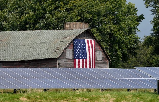 La industria de la energía solar de los Estados Unidos está tratando de cambiar el nombre de MAGA