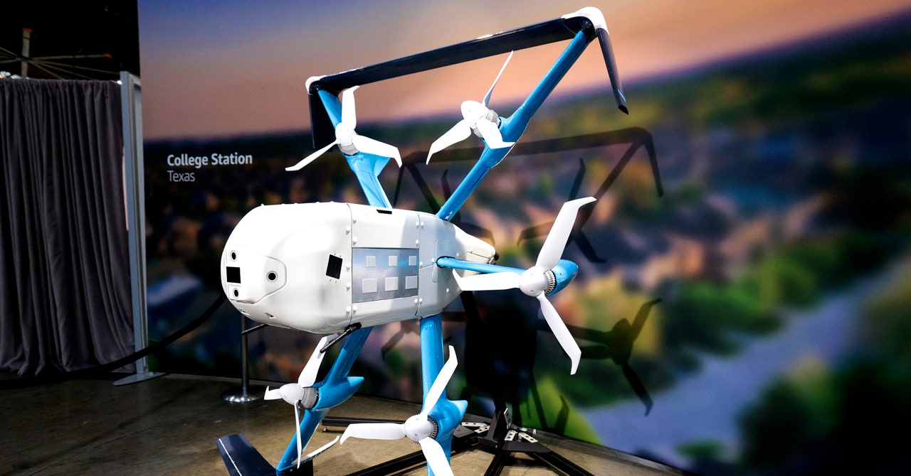 Los drones de entrega de Amazon están castigados. Los pájaros y los perros de esta ciudad de Texas están agradecidos