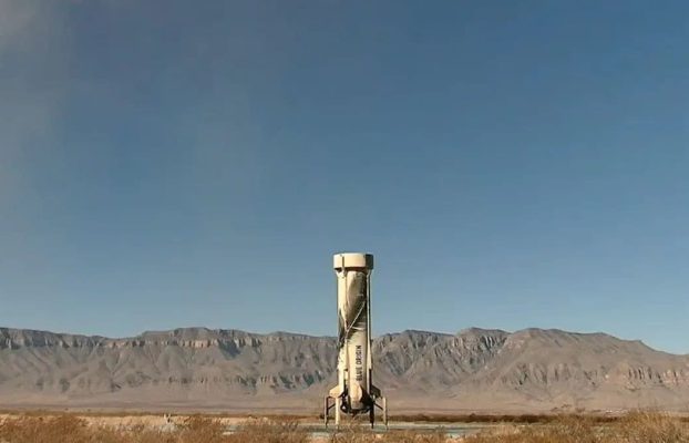 Blue Origin completa el décimo vuelo espacial humano en New Shepard con seis pasajeros