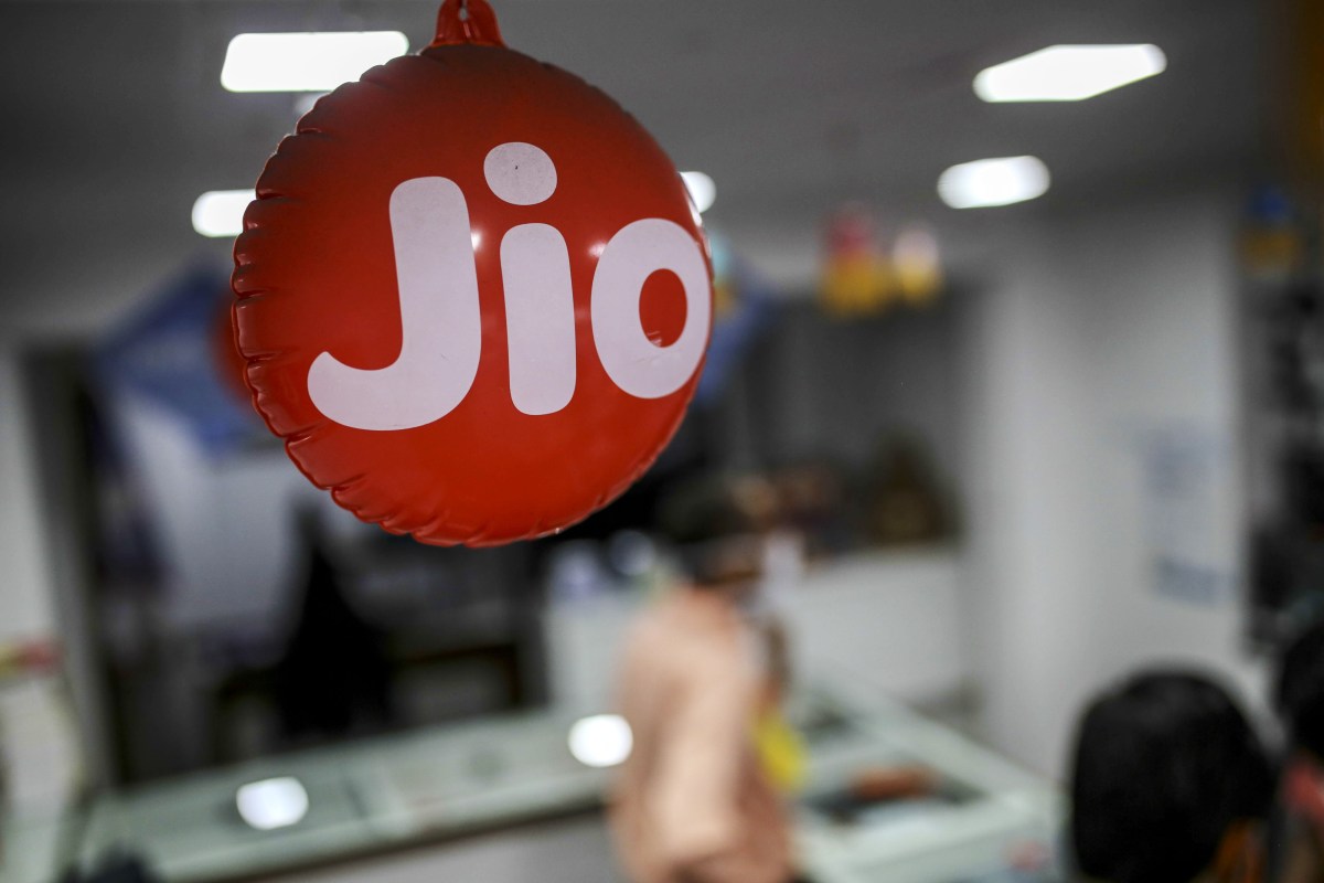 Jio anuncia un acuerdo para traer a Starlink a India solo unas horas después de una asociación similar a Airtel
