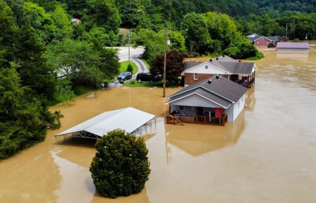 Los apalaches están atrapados en un ciclo desastroso de inundaciones y reconstrucción