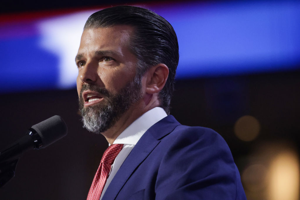 Donald Trump Jr. ha estado aumentando las nuevas empresas relacionadas con MAGA