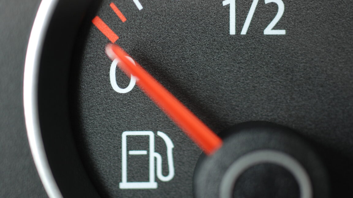 La EPA está desechando las regs de economía de combustible, alegando que traerá de vuelta empleos en los Estados Unidos
