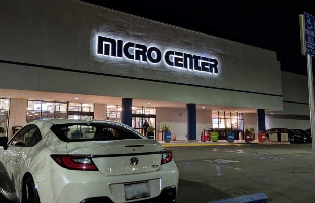 Micro Center finalmente regresa a San Francisco. Estoy tan listo