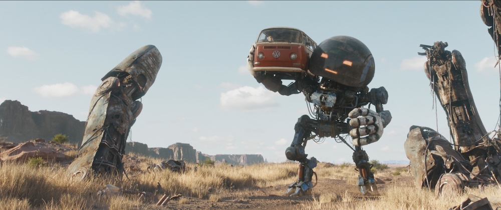 Cómo el equipo ‘The Electric State’ creó un mundo de robots poco probables