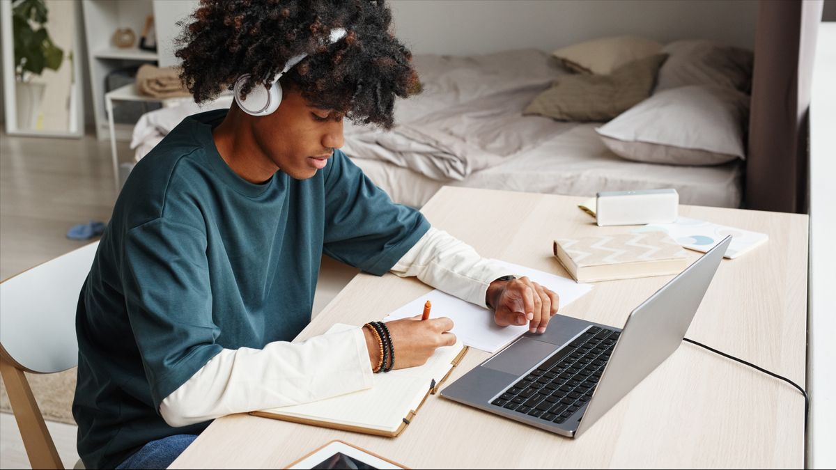 El bloc de notas de Windows 11 tiene una característica de ‘reescribir’ de IA, pero no todos estarán felices al respecto