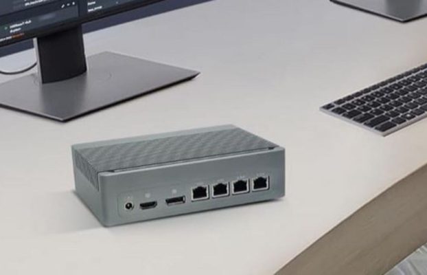 Esta mini PC pasiva tiene cuatro puertos Ethernet y puede tomar hasta 12 tb de almacenamiento SSD, pero odio que solo haya una ranura de RAM