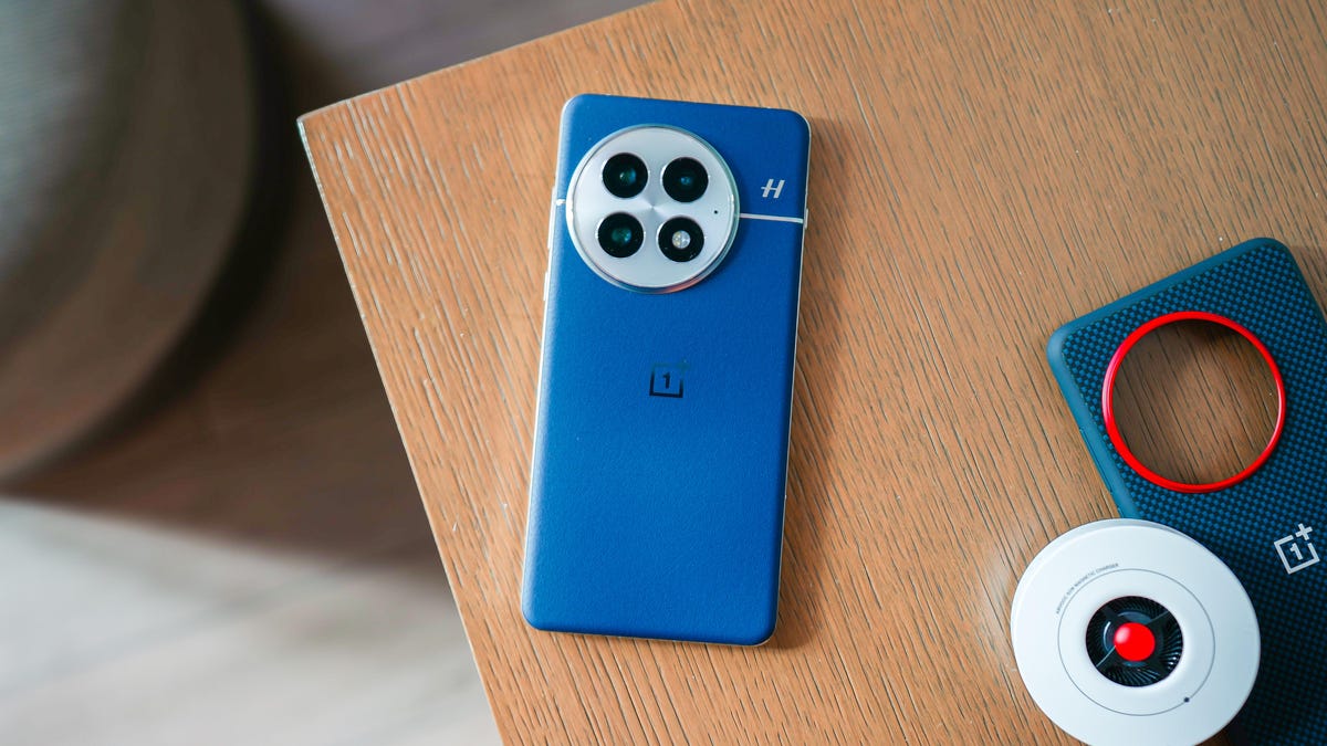 Recomiendo el teléfono insignia de Lateset de OnePlus sobre el S25 Ultra, aquí está por qué