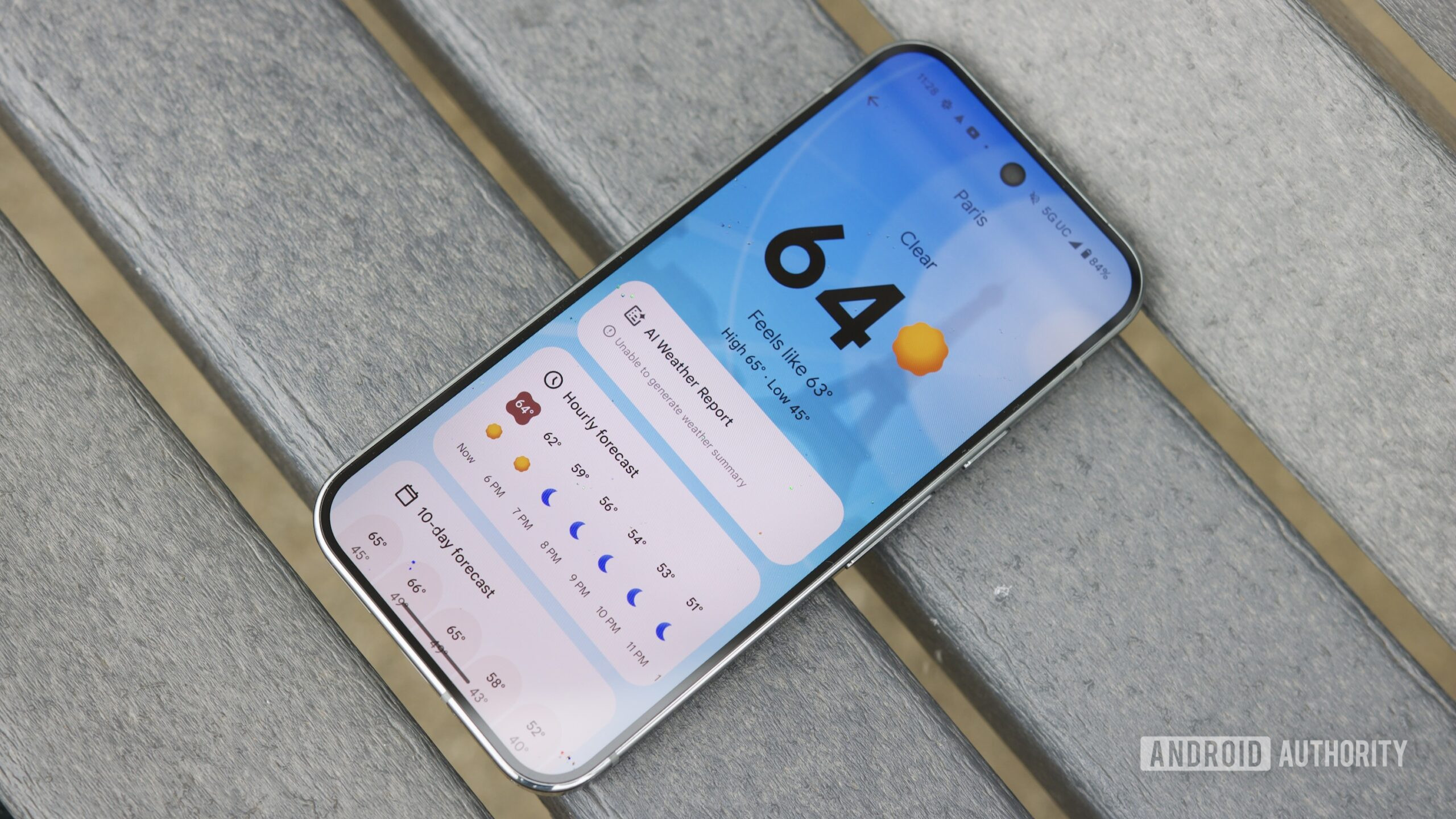 El insecto climático de la pantalla de bloqueo de Pixel podría hacerte vestir para el pronóstico de ayer