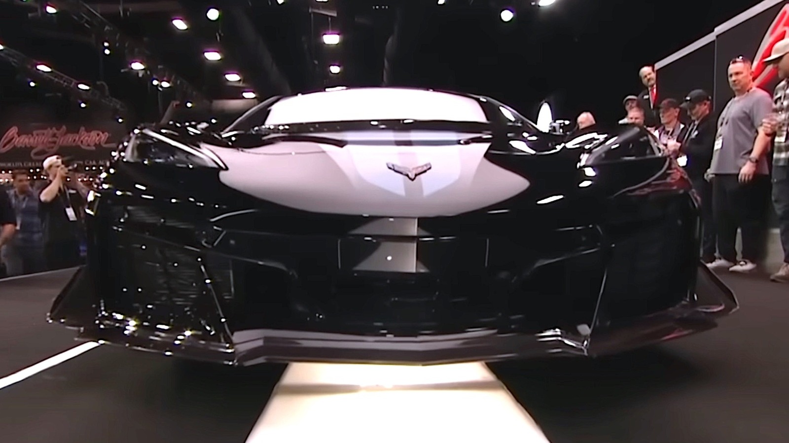 ¿Qué miembro del Salón de la Fama de NASCAR posee un Corvette ZR1, el auto más rápido de Estados Unidos?