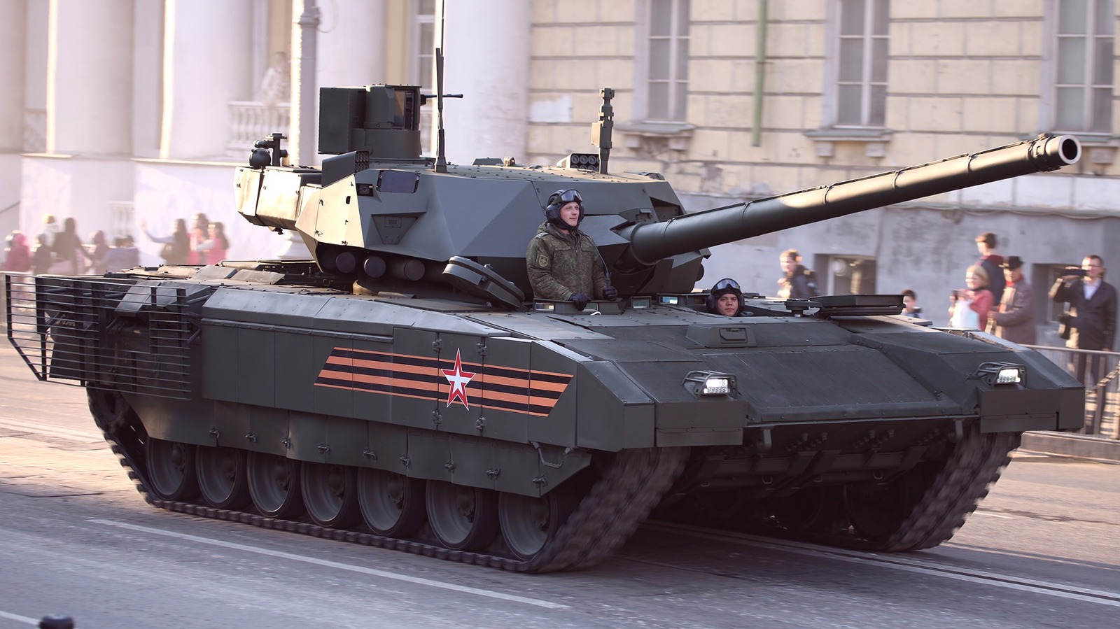 Todo sobre el tanque ruso atrapado en el infierno del desarrollo