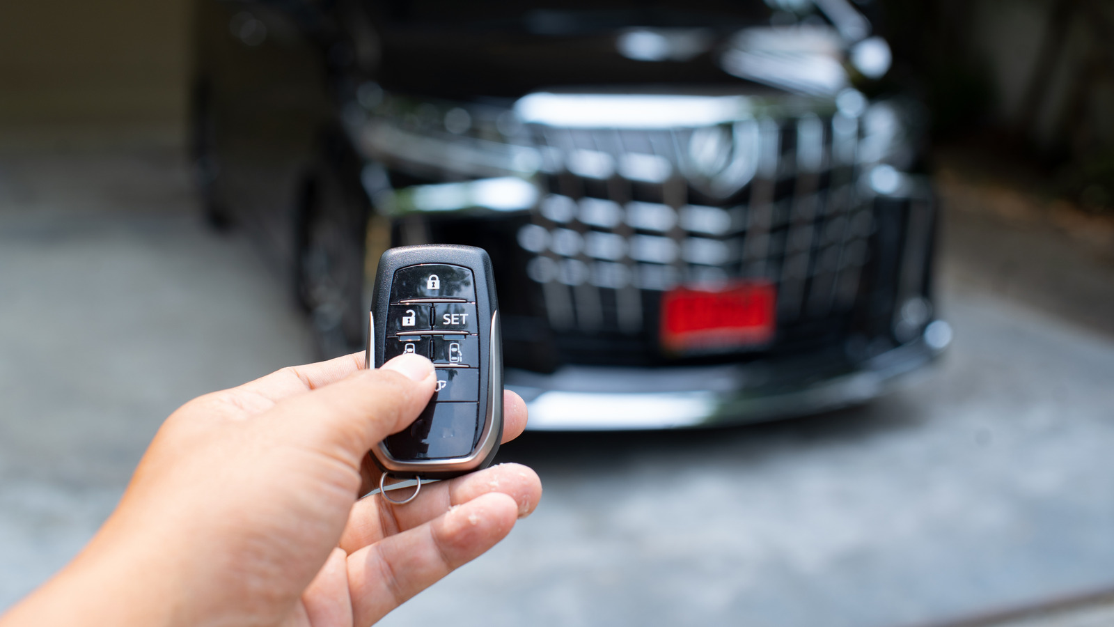 ¿Para qué sirve el botón de pánico en la llave de su coche?