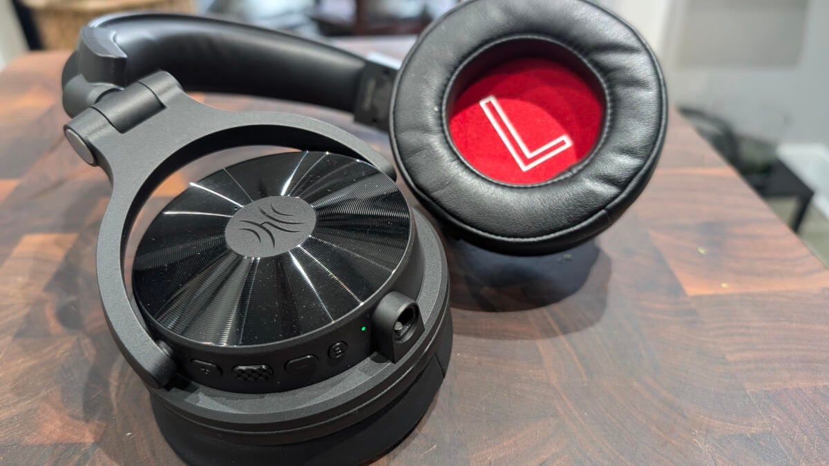 Por qué recomiendo estos auriculares DJ a todos los profesionales de audio, especialmente a su precio