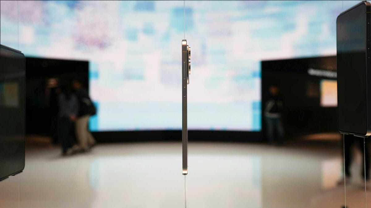 Samsung viene con una bomba en el esbelto Galaxy S25 Edge