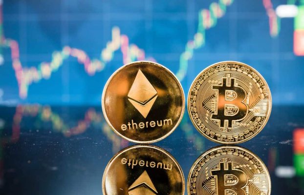 Mineros de Bitcoin y ballenas de Ethereum retiran su dinero mientras los precios suben