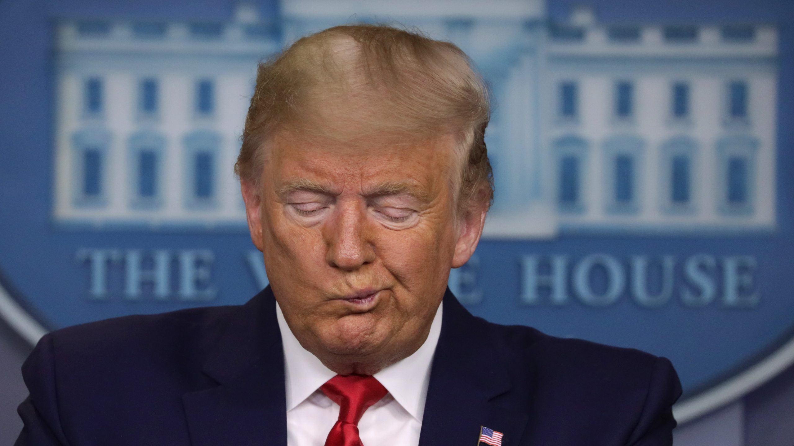 El administrador de Trump acusa a Amazon de asociarse con ‘un brazo de propaganda chino’ sobre la charla de la lista de tarifas