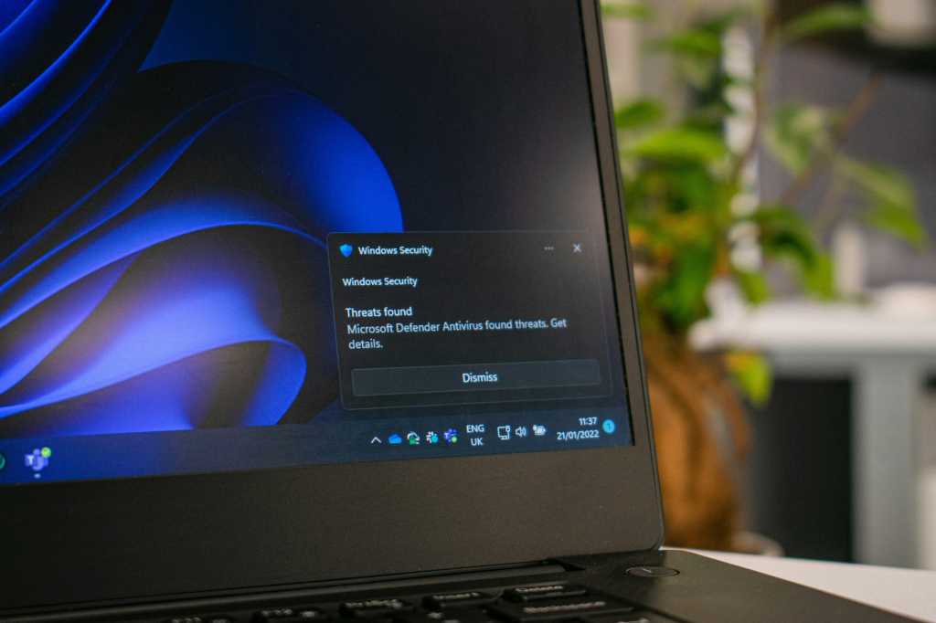 ¿Es suficiente la seguridad antivirus incorporada de Windows 11 para las personas normales?
