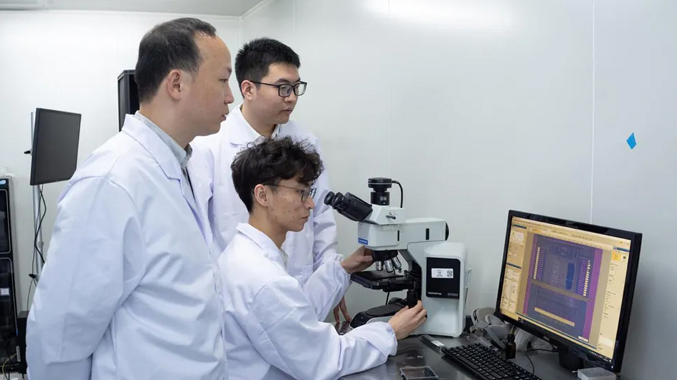 El equipo de investigación chino afirma que la memoria no volátil más rápida del mundo con 400ps de velocidad de escritura, pero le da un nombre de poxy