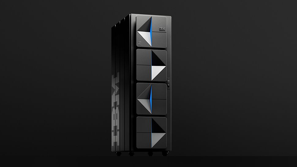 ¡Está vivo! IBM presenta su mainframe más potente hasta ahora, lo que dice que está completamente diseñado para la edad de IA