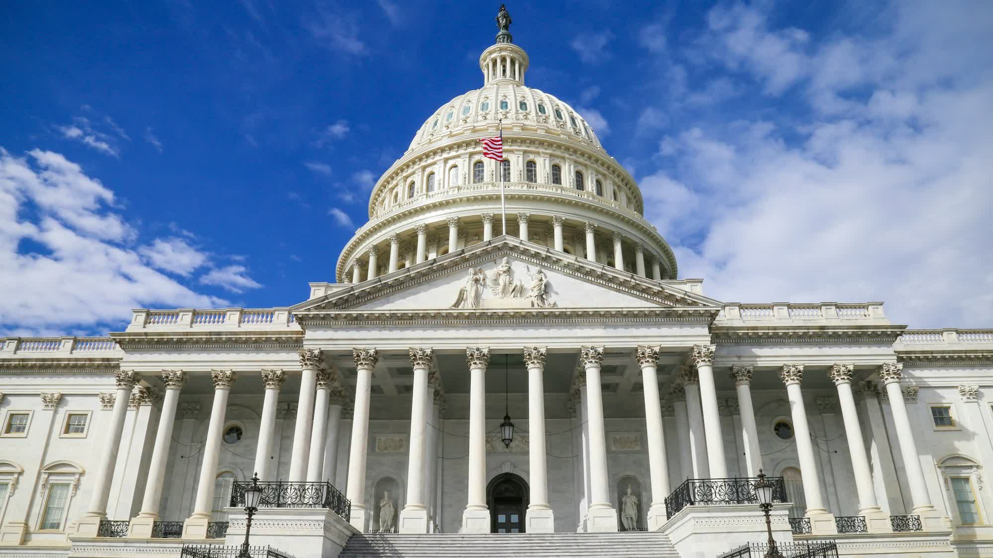 «One Big Beautiful Bill»: la Cámara de Representantes Trump planea congelar las leyes estatales de IA durante una década