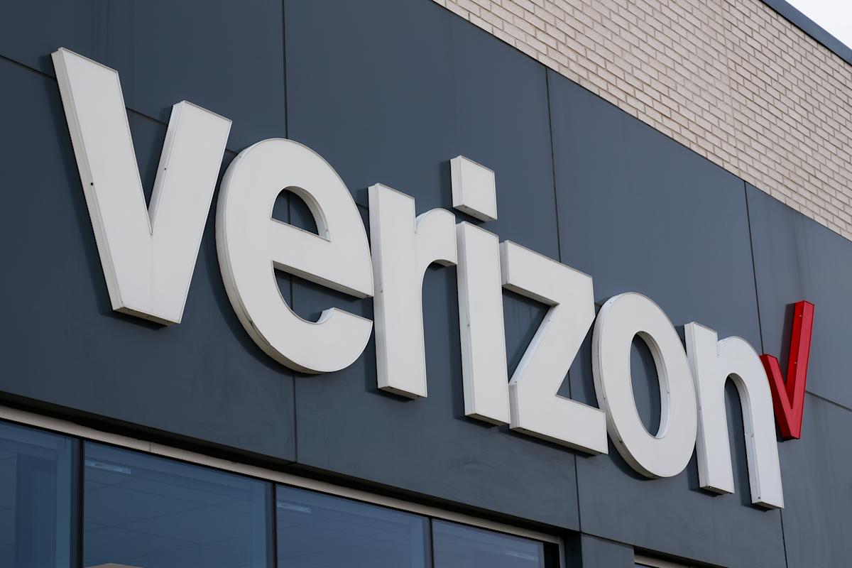 FCC aprueba la fusión de $ 20 mil millones de Verizon con Frontier