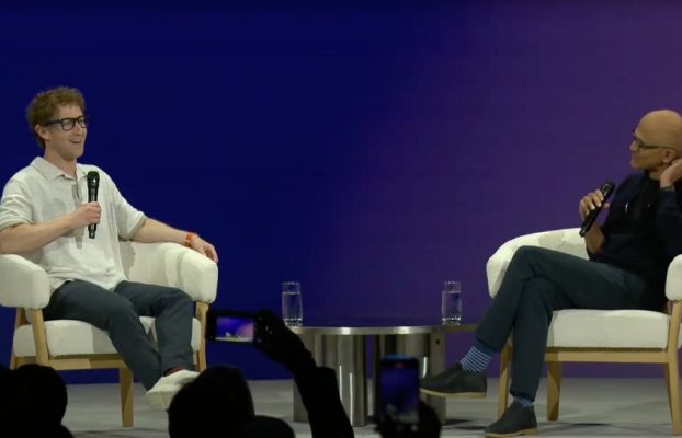 Una cantidad sorprendentemente alta de código de Microsoft ahora está escrito por AI, la CEO Satya Nadella admite