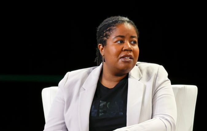 La socia gerente de Kapor Capital, Ulili Onovakpuri, deja la empresa