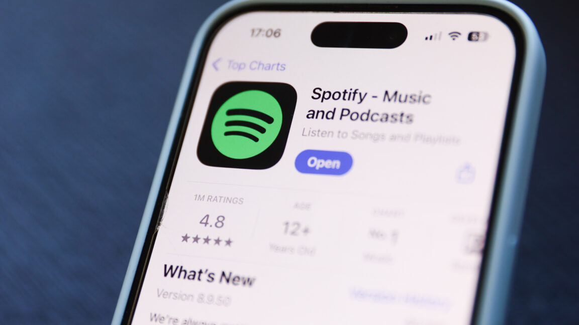 Spotify toma el día después de que Apple se ve obligado a permitir pagos externos
