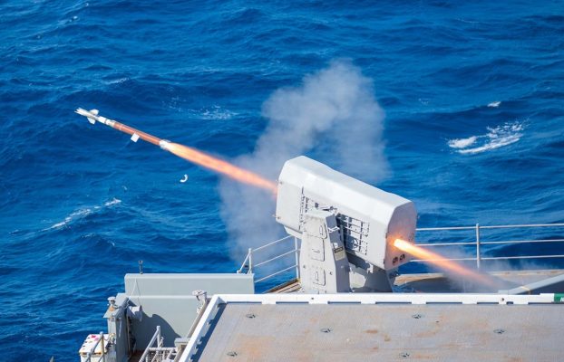 Raytheon hace un hito en el lanzador de Ram con USS Pittsburgh