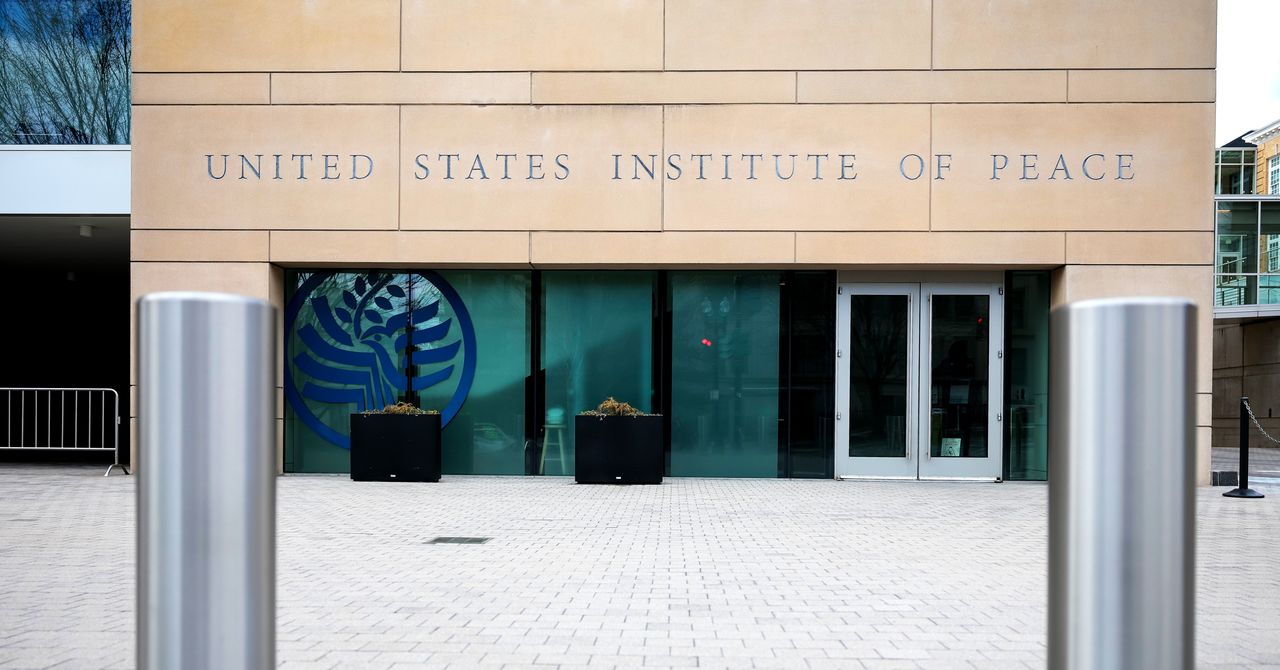 Doge pierde la batalla para hacerse cargo de USIP, y su sede de $ 500 millones