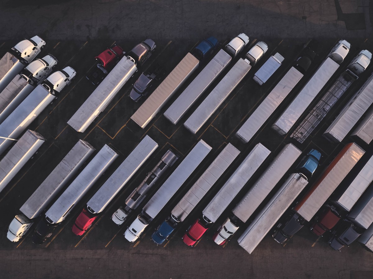 TechCrunch Mobility: la apuesta de Ai de Uber Freight, la advertencia de Robotaxi de Tesla y los camiones de Nikola llegaron al bloque de subastas
