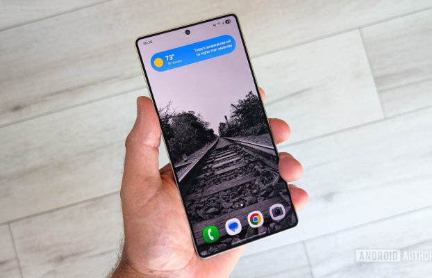 Papel de pantalla Miércoles: Android Wallpapers 2025-05-14