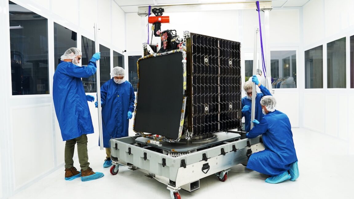 Oficial de la Fuerza Espacial: los satélites comerciales pueden hacer mucho más de lo que pensábamos