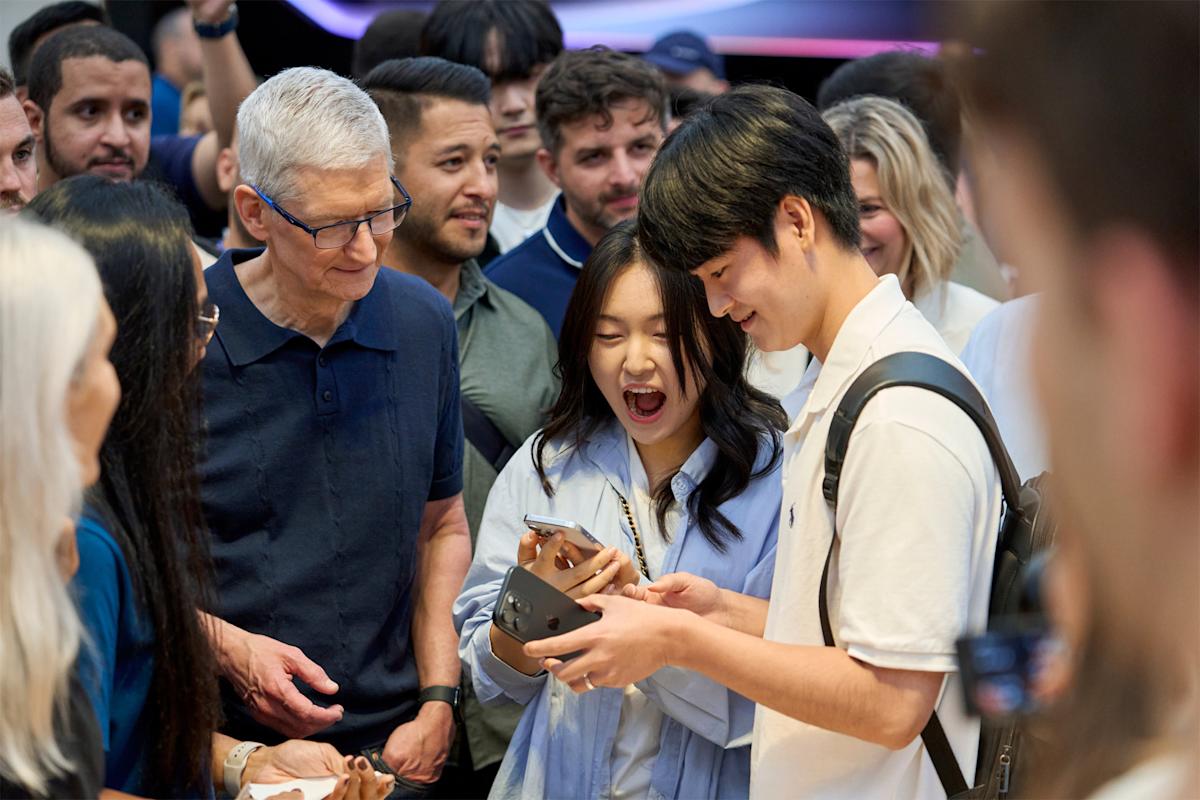 Según los informes, Apple quiere dividir el horario de lanzamiento del iPhone