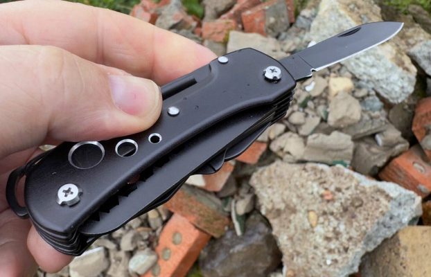 Probé los $ 13 multitool que todos compran en estos días. Aquí está mi veredicto