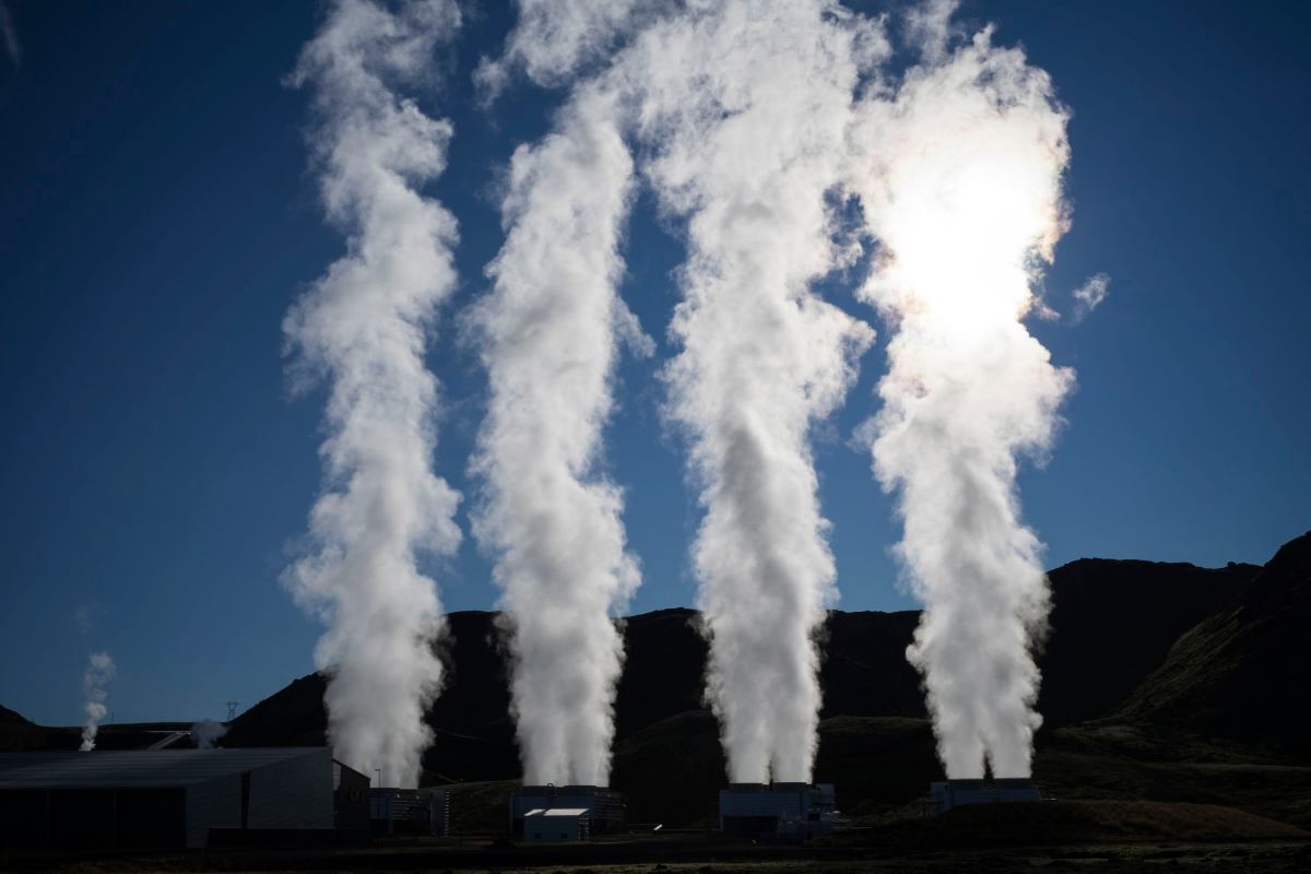 Meta equipos con XGS Energy para construir una planta de energía geotérmica de 150 MW
