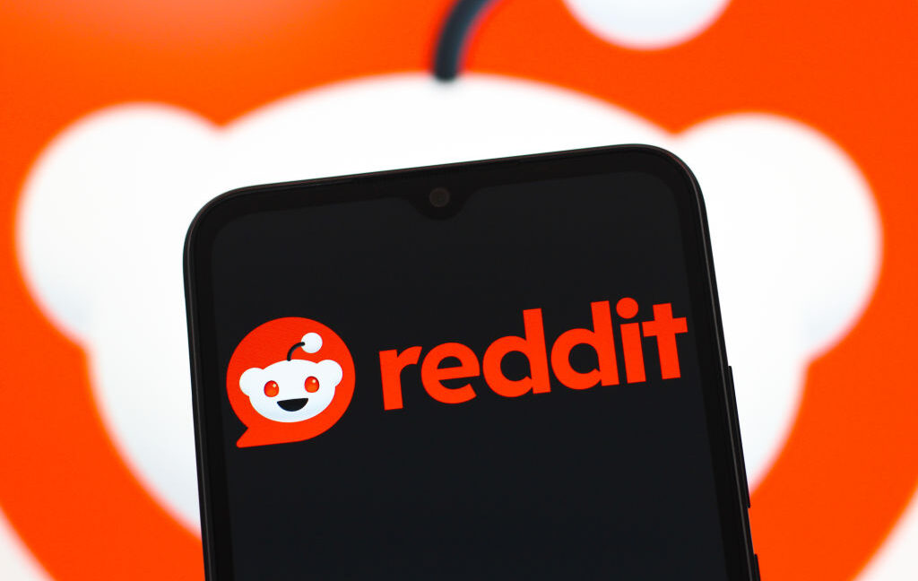 Reddit demanda antrópico sobre el raspado AI que retuvo las publicaciones eliminadas de los usuarios