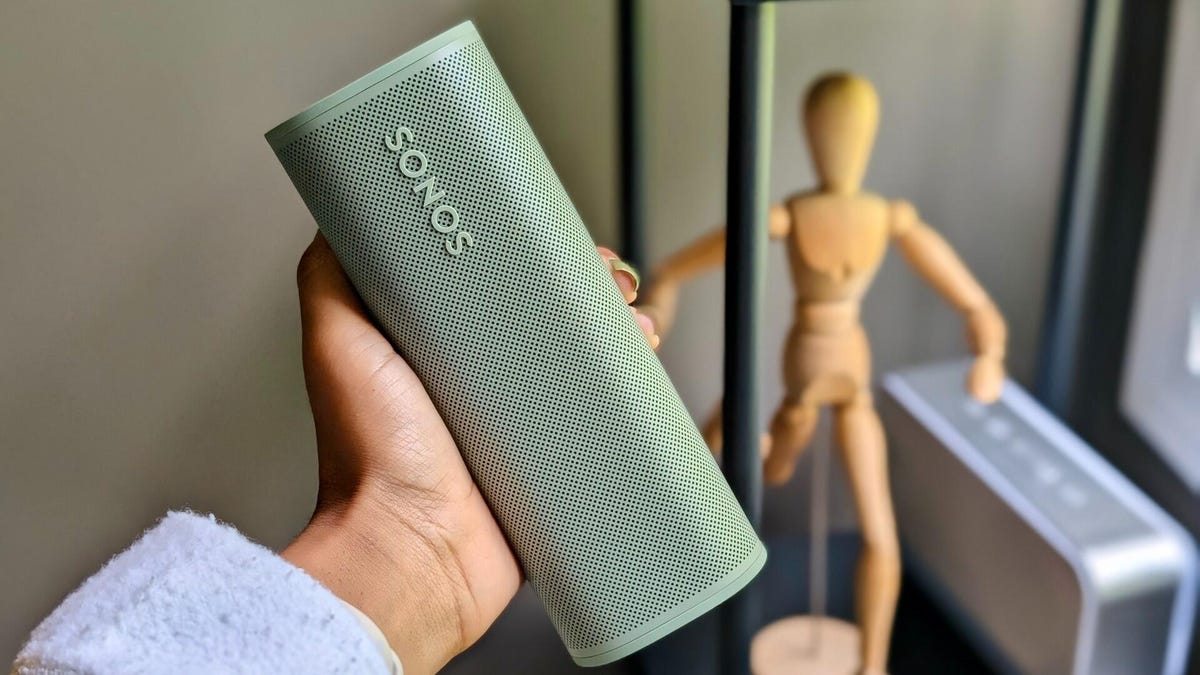 El altavoz inteligente más barato de Sonos sigue siendo el que más recomiendo, especialmente cuando está a la venta
