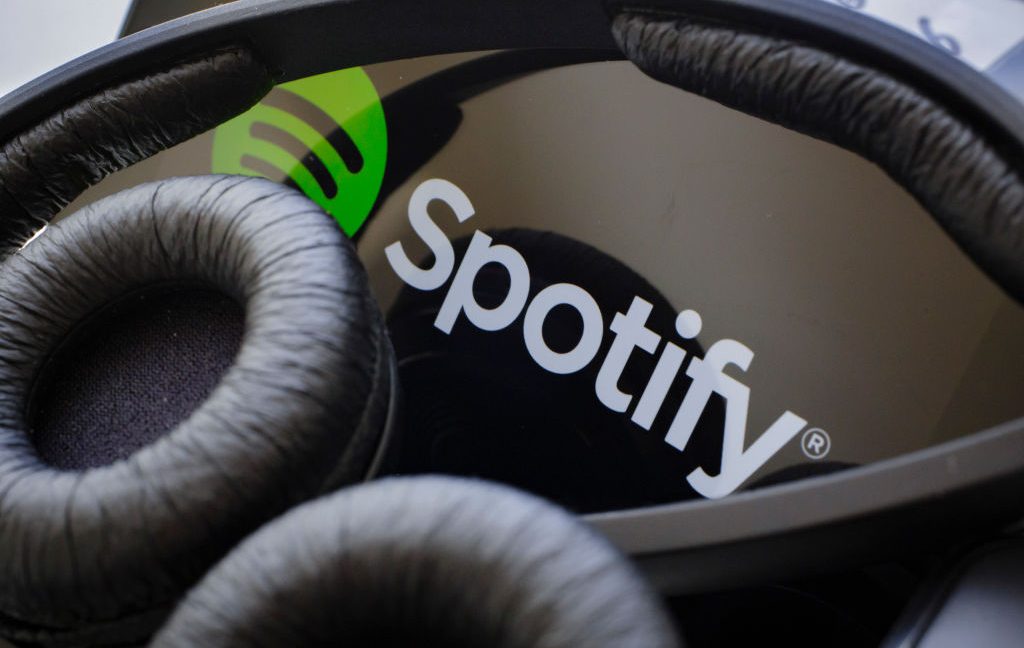 Medio millón de usuarios de Spotify están ranurando sin saberlo a una banda generada por IA