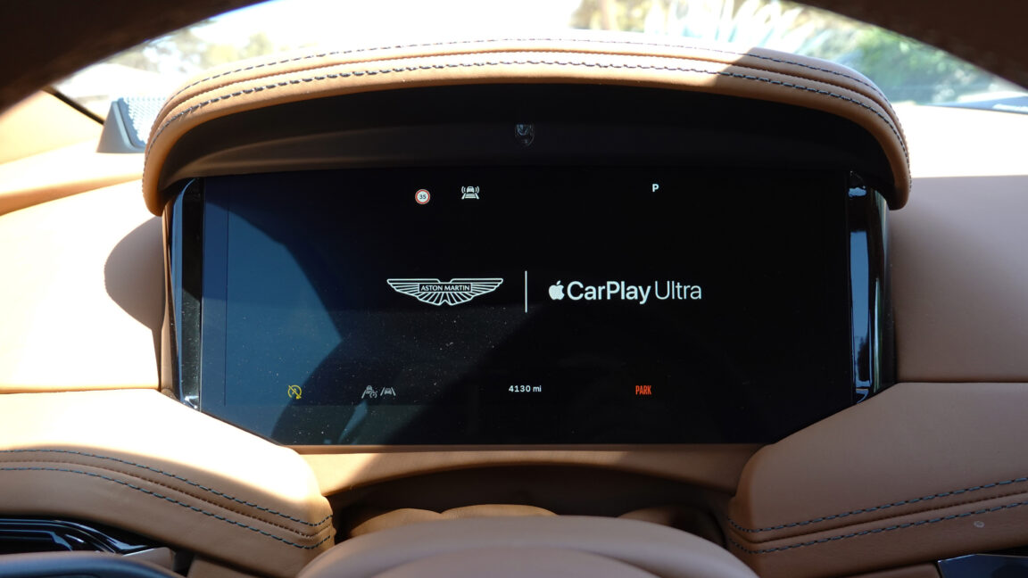 Todo lo que aprendimos de una semana con Apple CarPlay Ultra