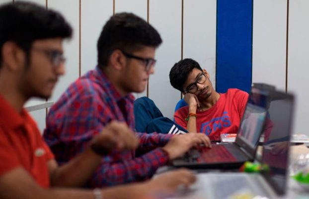 Descubrir por qué una siesta podría ayudar a las personas a ver las cosas de nuevas maneras