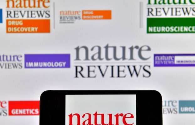 El departamento de salud de RFK Jr. llama a la naturaleza «ciencia basura», cancelas suscripciones