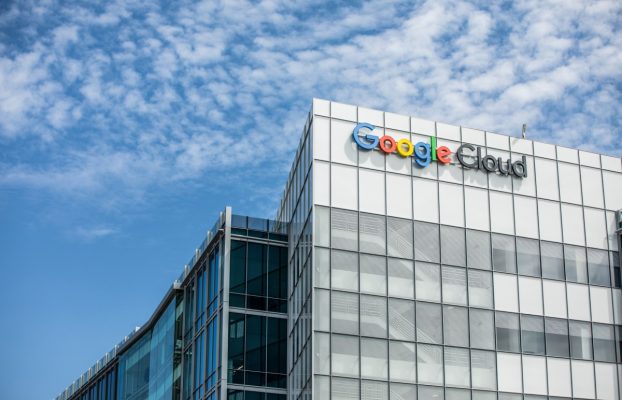 El uso de energía del centro de datos de Google se duplicó en 4 años