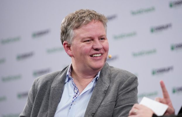Cloudflare lanza un mercado que permite que los sitios web cobren bots de IA por rasparse
