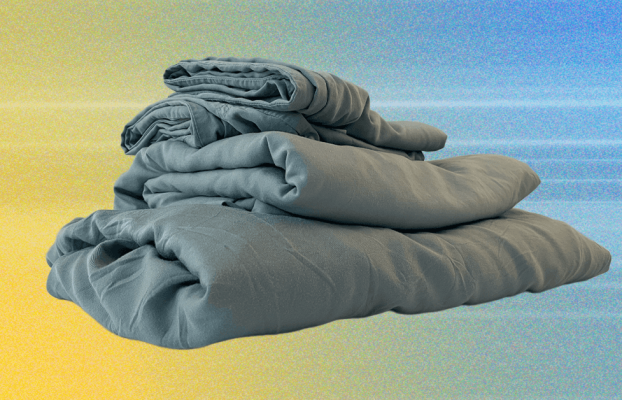Las sábanas de enfriamiento de bambú de Bedsure son suaves, suaves, duraderas y baratas